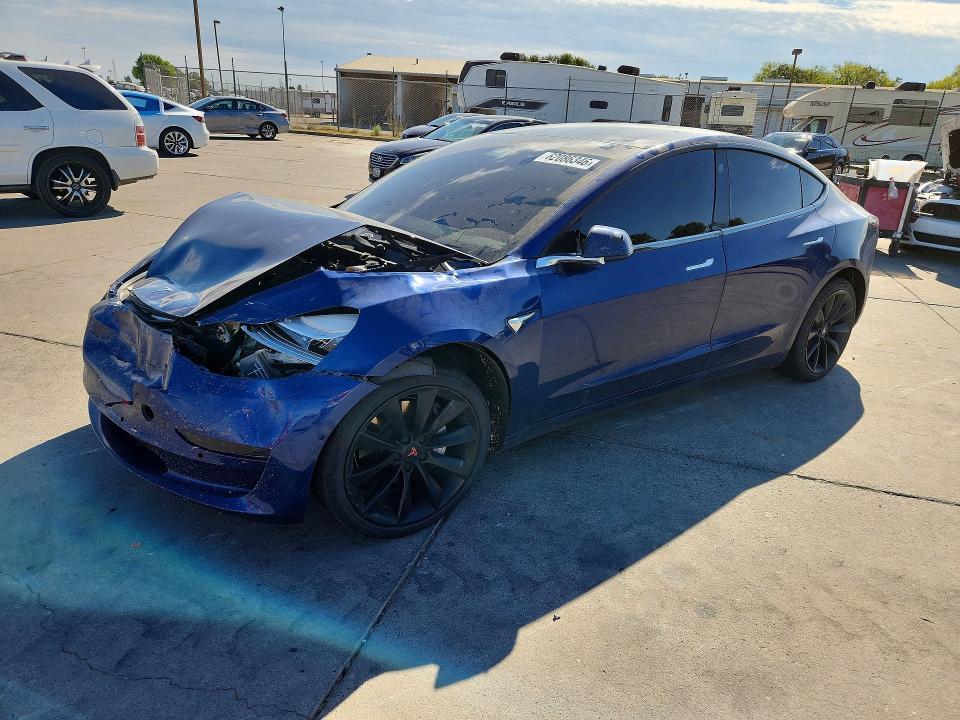 2018 Tesla Model 3 — фото 1