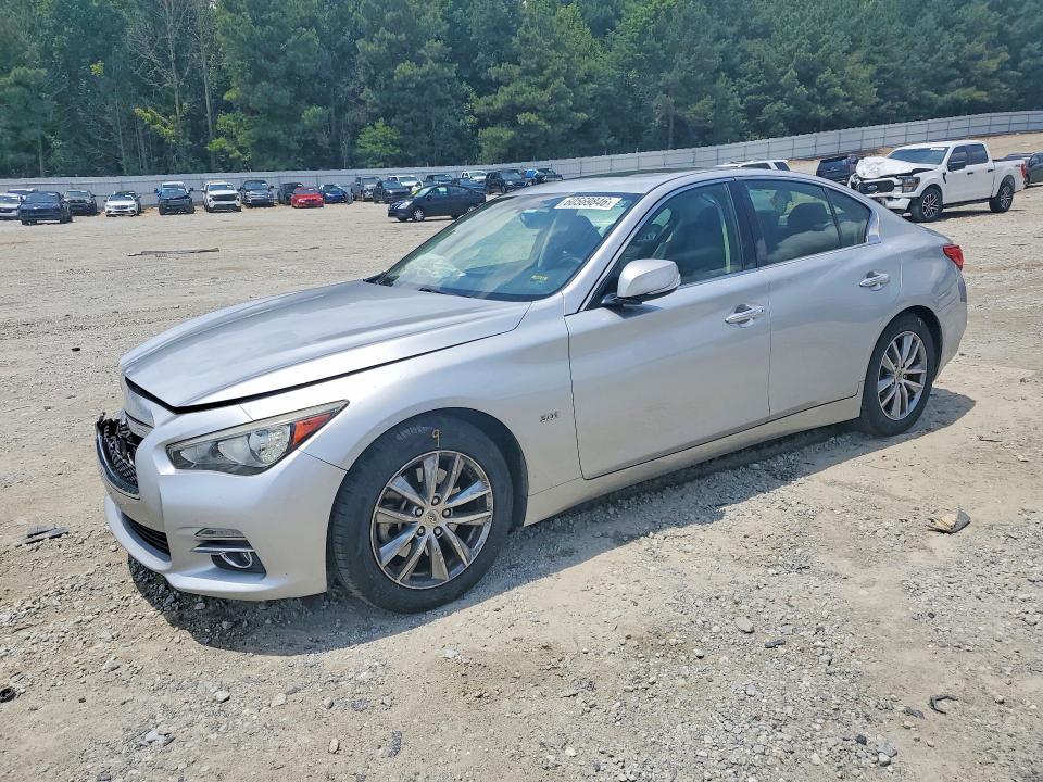 Infiniti Q50