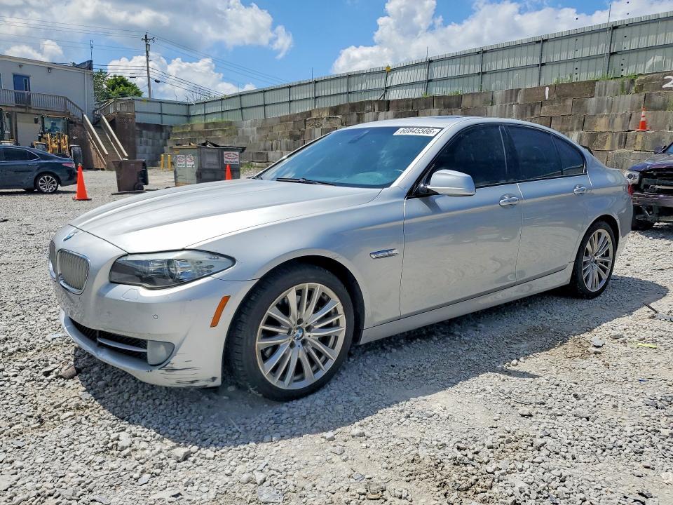 2012 BMW 550 — фото 1