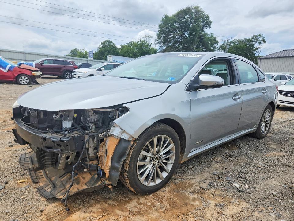 Toyota Avalon Hybrid
