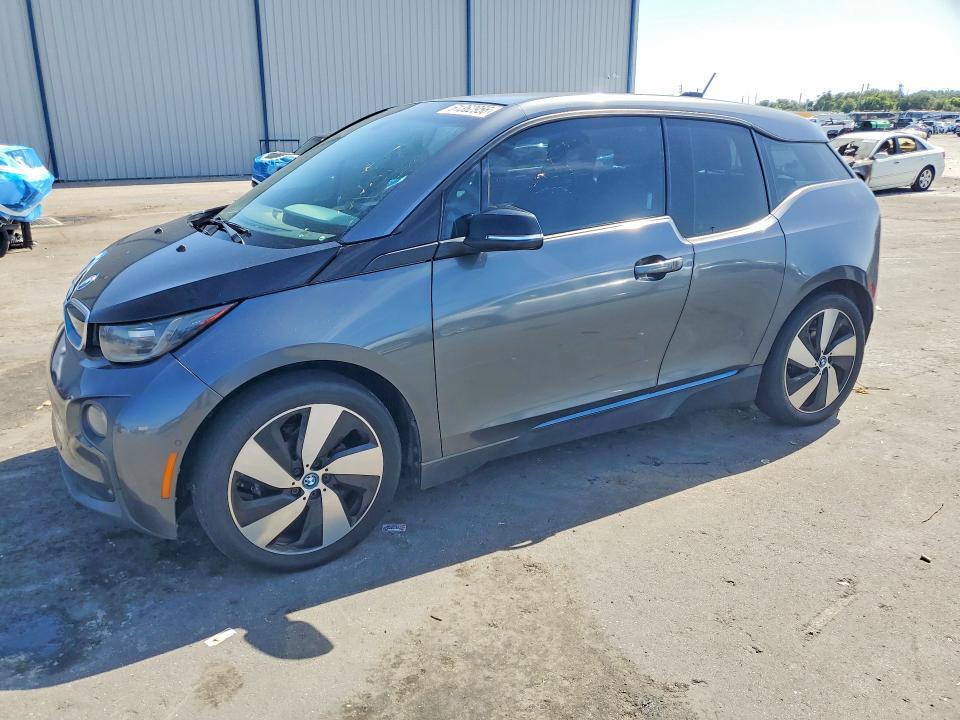BMW I3