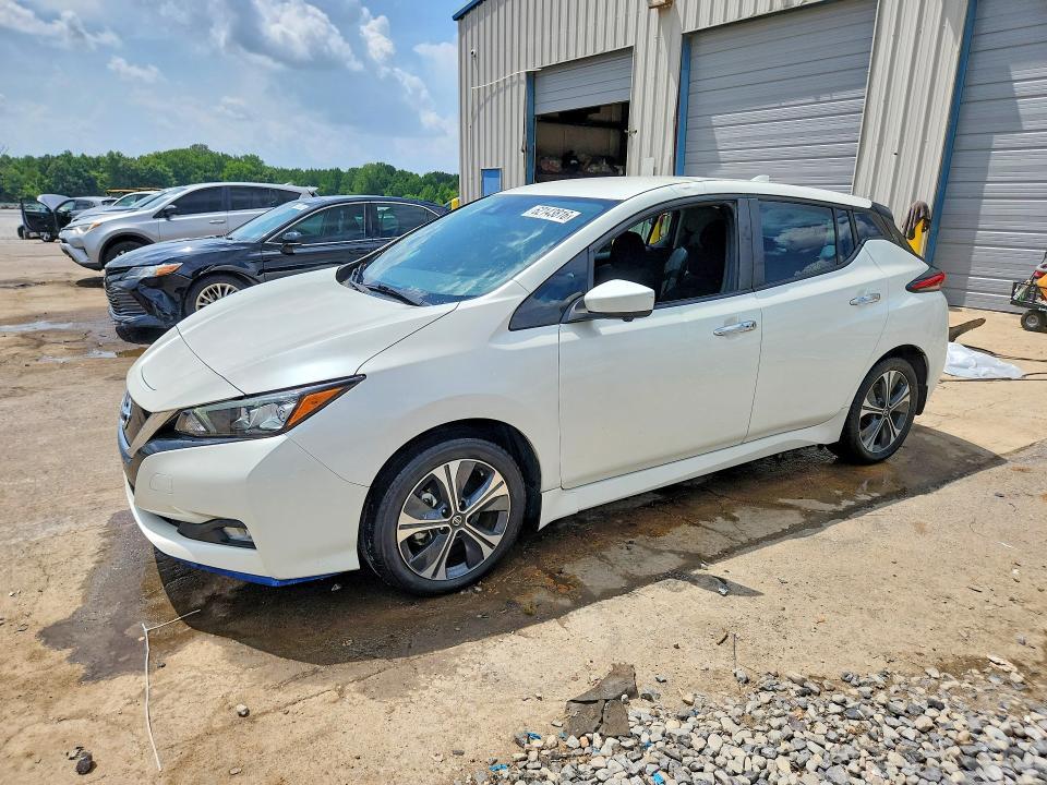2020 Nissan Leaf — фото 1