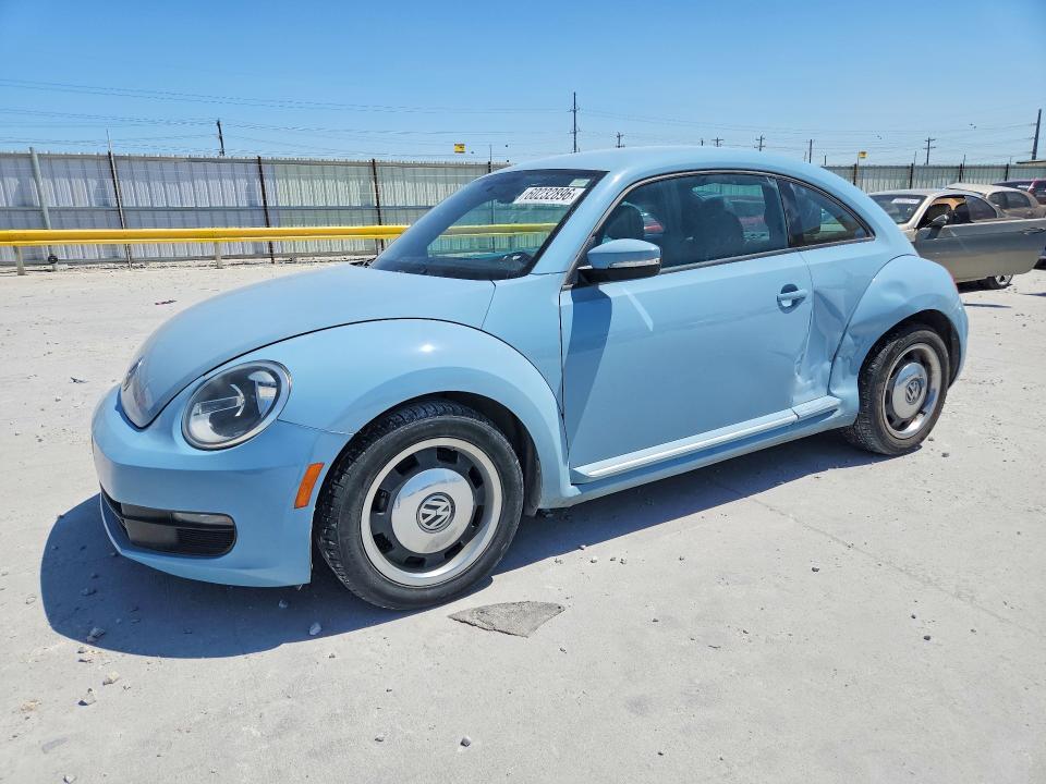 2012 Volkswagen Beetle — фото 1