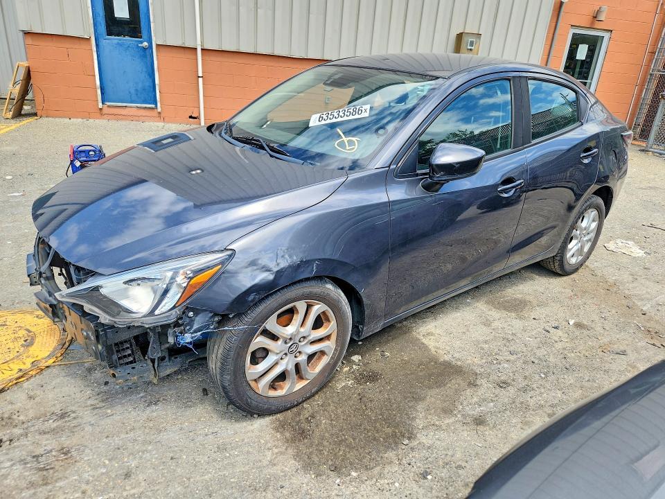 Toyota Yaris Ia