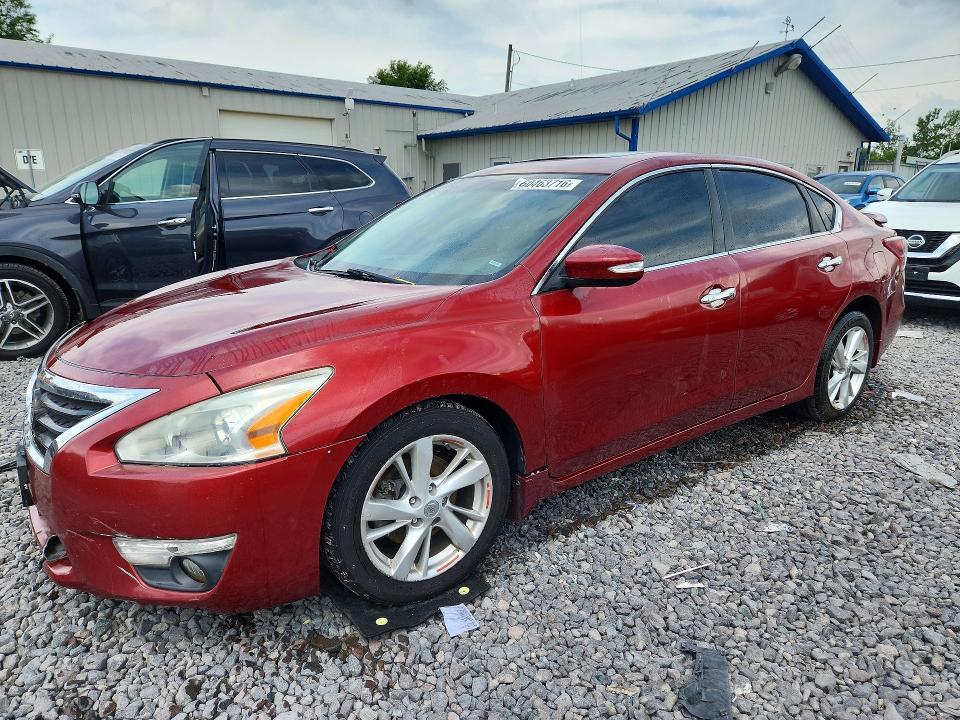2013 Nissan Altima — фото 1