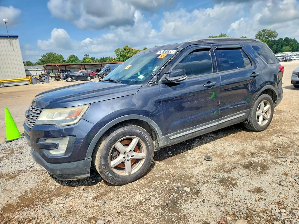 2017 Ford Explorer — фото 1