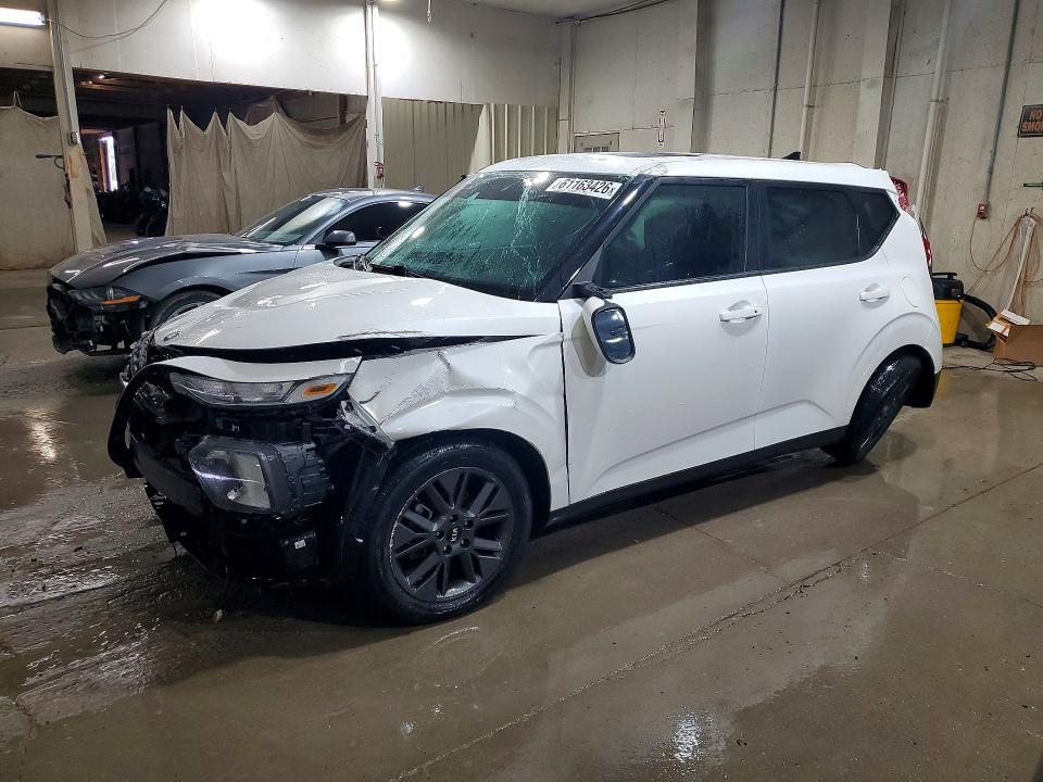 2021 Kia Soul — фото 1
