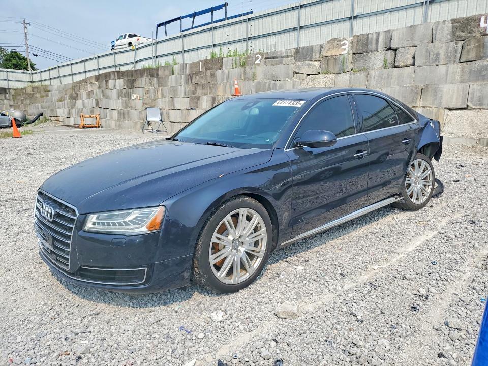 2015 Audi A8 — фото 1