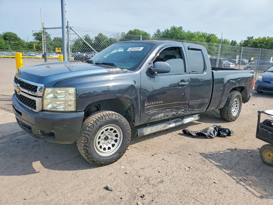 2012 Chevrolet Silverado — фото 1
