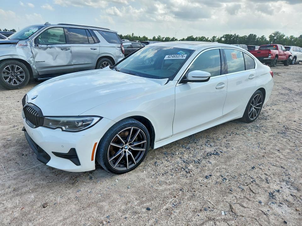 2021 BMW 330I — фото 1