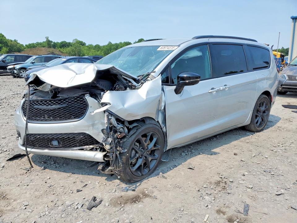 Chrysler Pacifica
