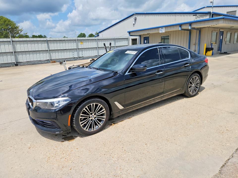 2017 BMW 530 — фото 1