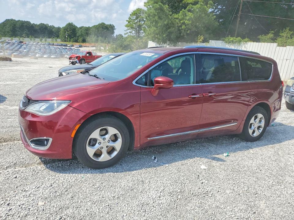2017 Chrysler Pacifica — фото 1