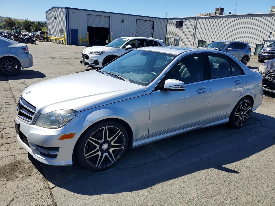 2014 Mercedes-Benz C — фото 1