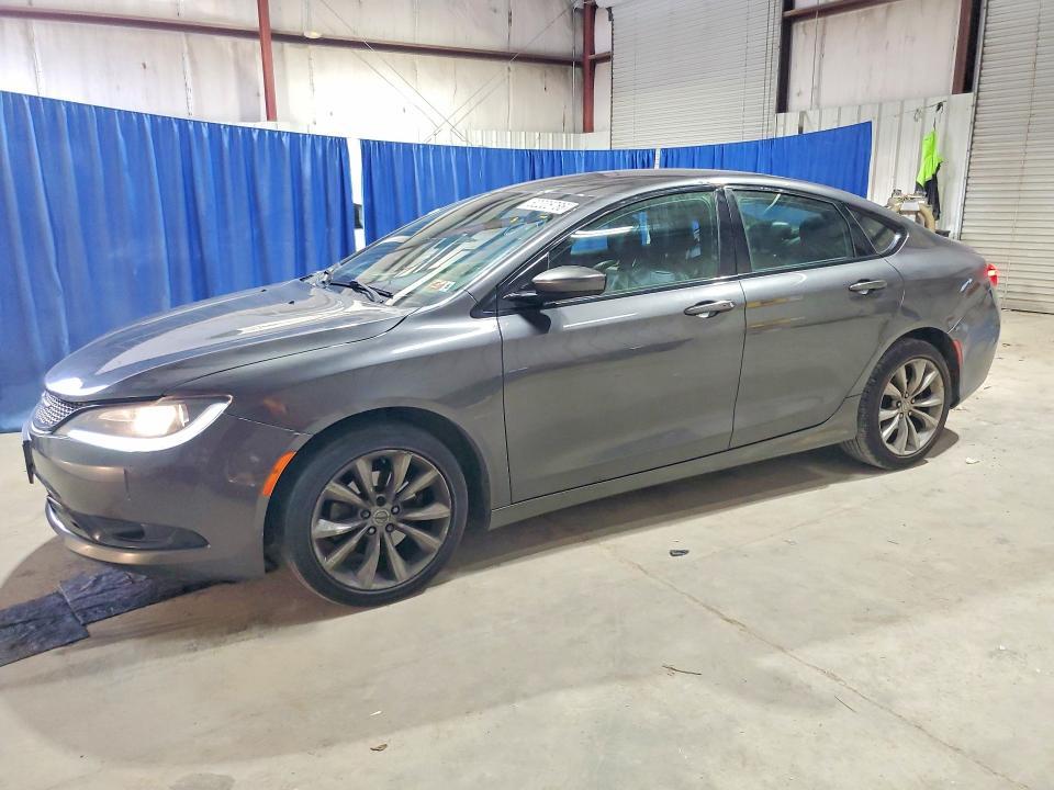 Chrysler 200