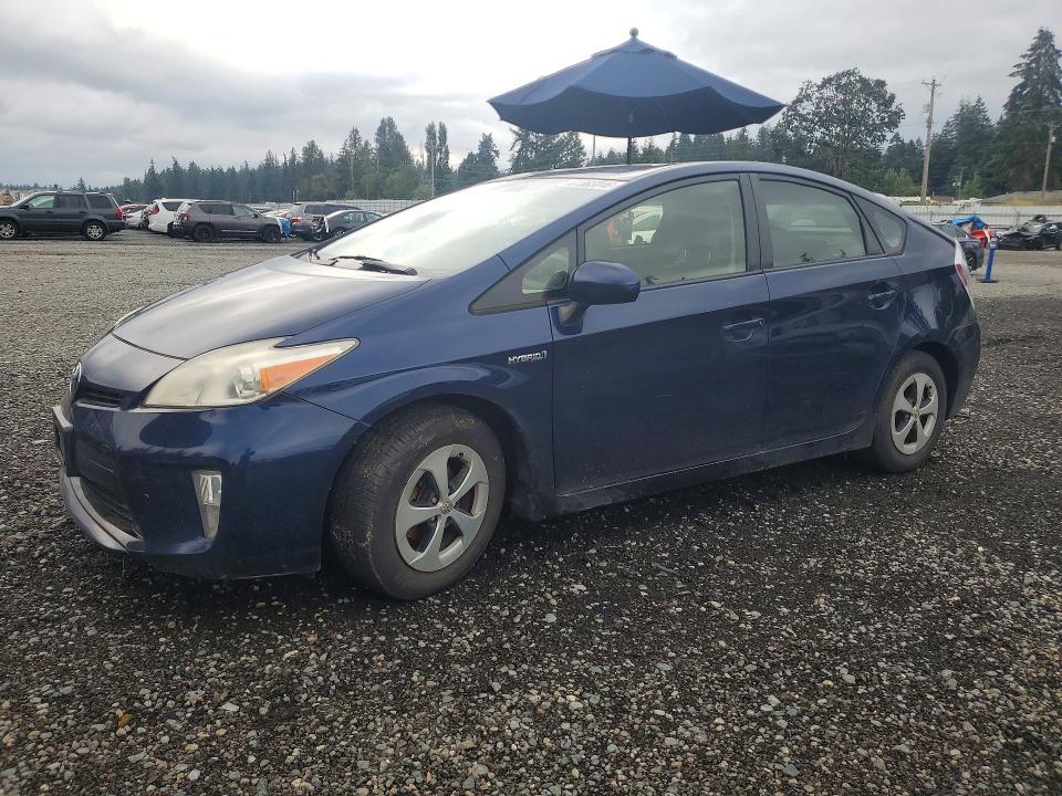 2013 Toyota Prius — фото 1