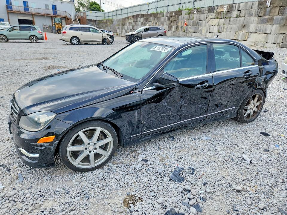 2014 Mercedes-Benz C — фото 1