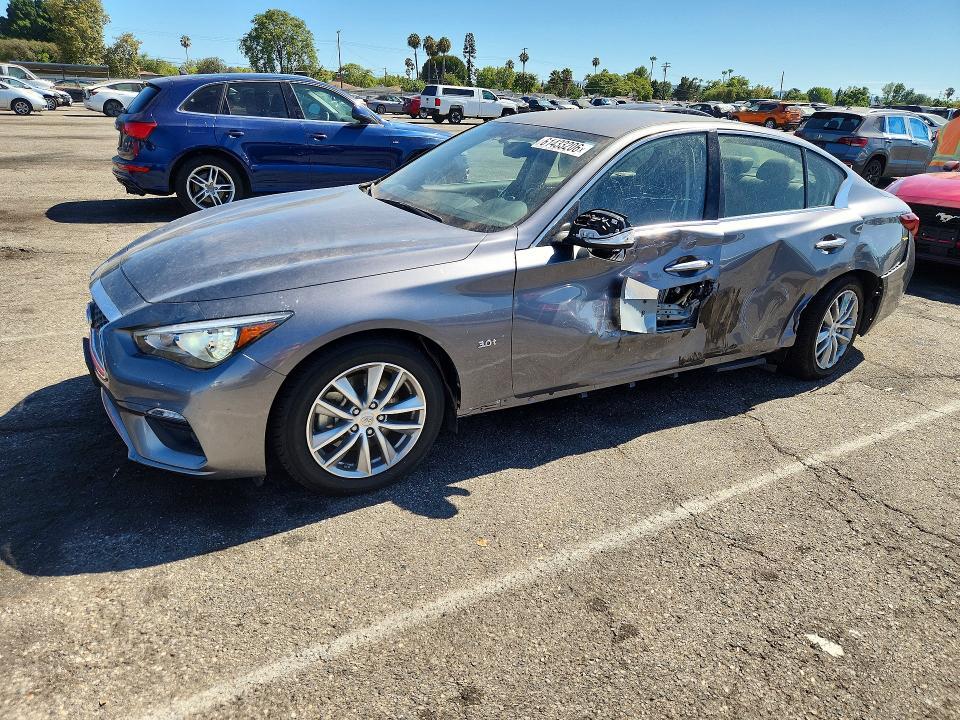 Infiniti Q50