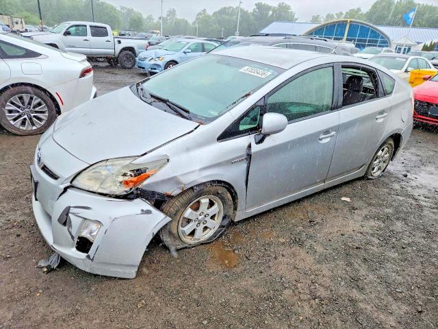2011 Toyota Prius — фото 1