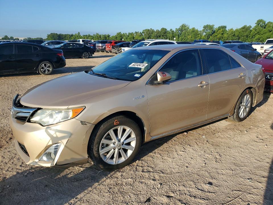 Toyota Camry Hybrid