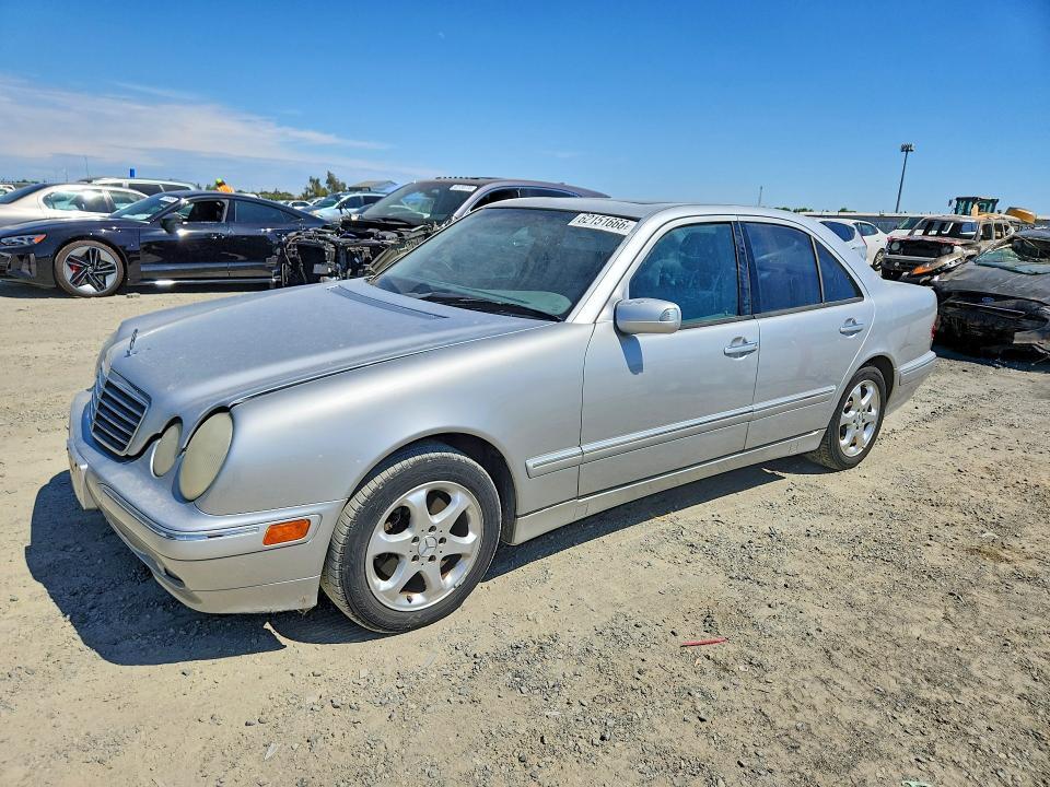 Mercedes-Benz E