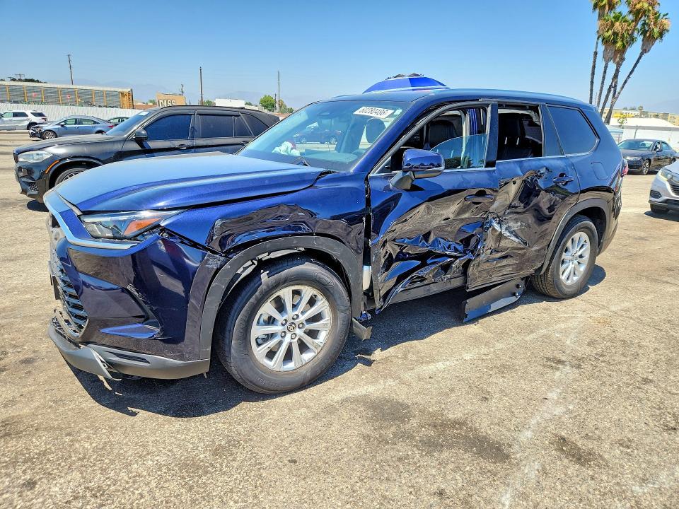 2025 Toyota Grand Highlander — фото 1