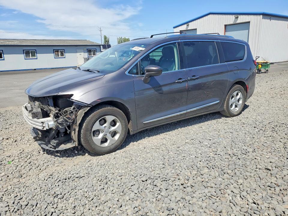 Chrysler Pacifica