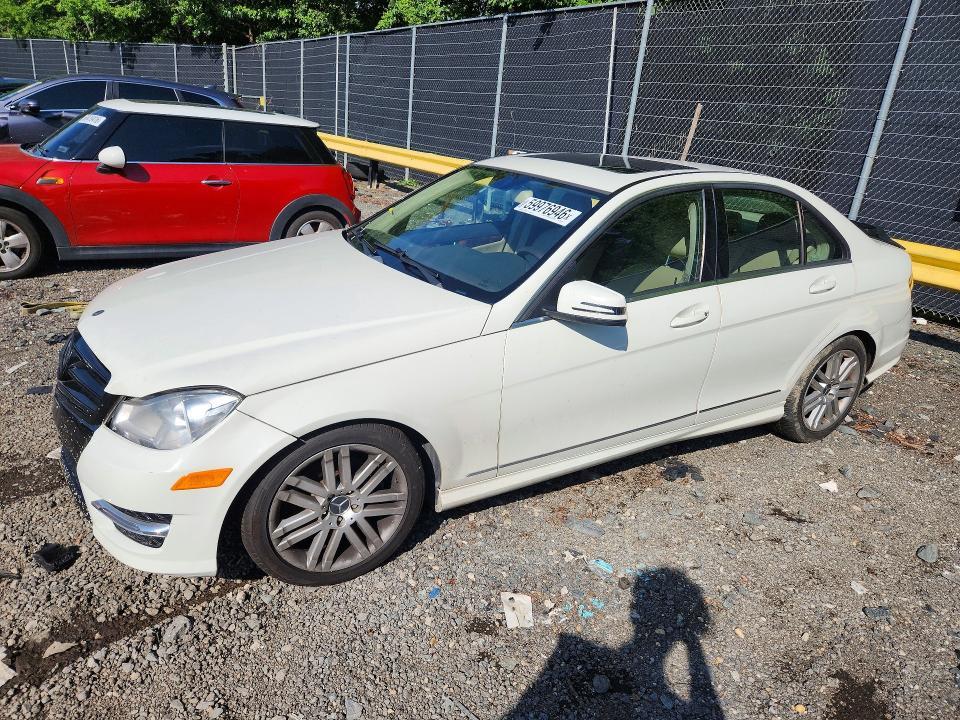 2012 Mercedes-Benz C — фото 1