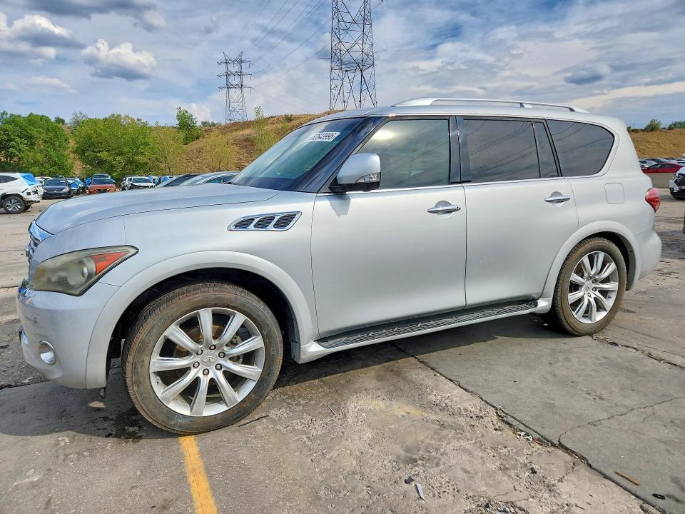 Infiniti Qx56