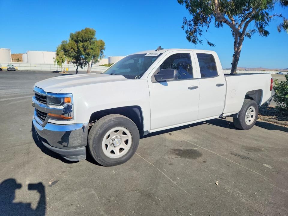 2016 Chevrolet Silverado — фото 1