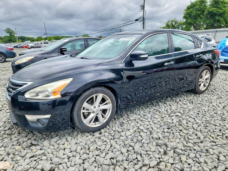 2013 Nissan Altima — фото 1