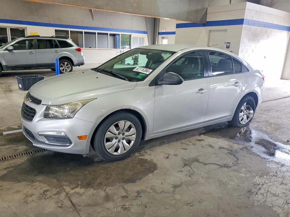 2016 Chevrolet Cruze Limited — фото 1
