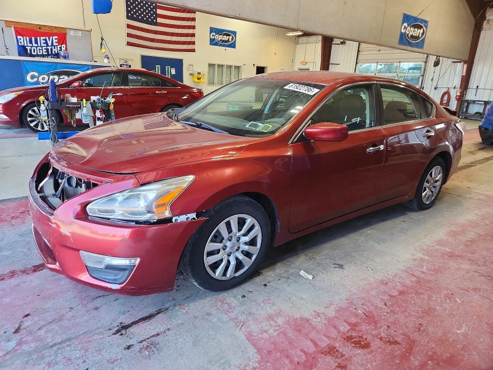2015 Nissan Altima — фото 1