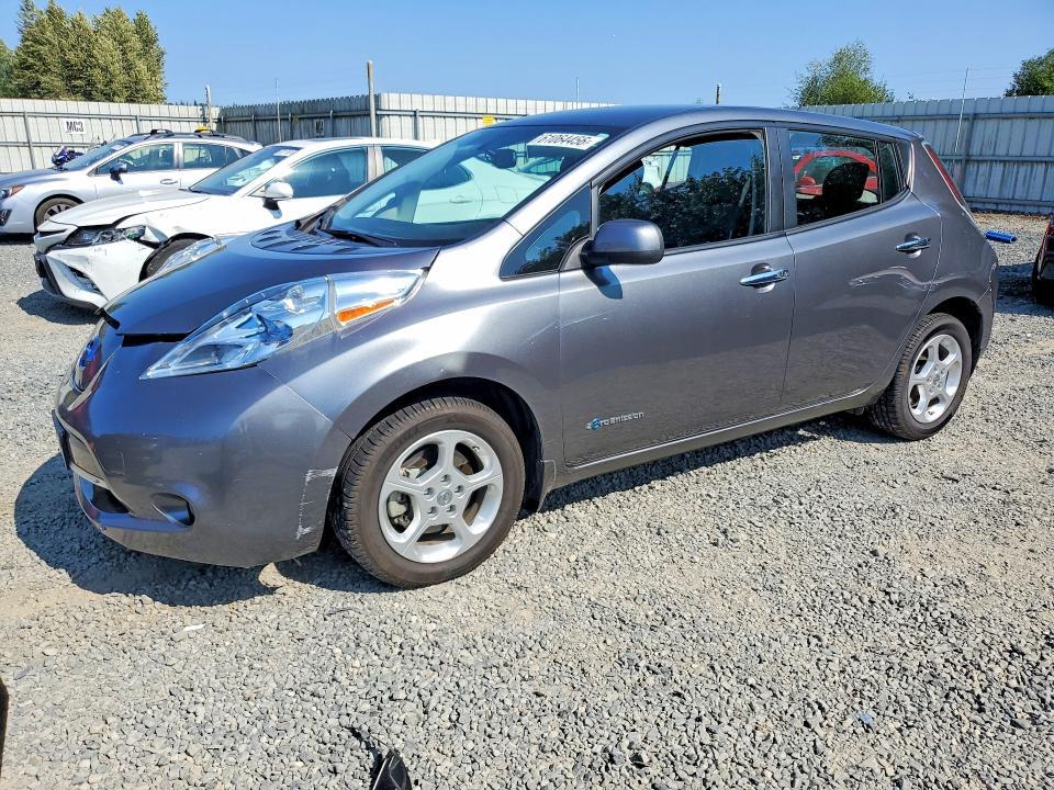 2015 Nissan Leaf — фото 1