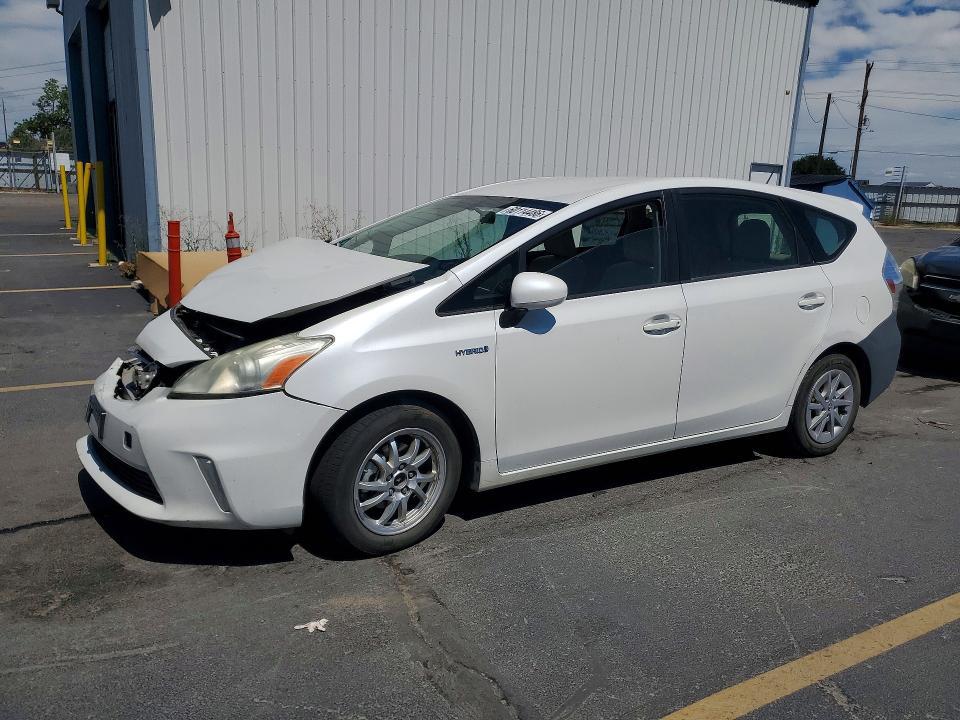 Toyota Prius V
