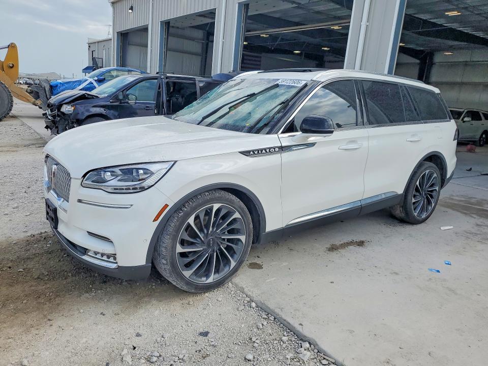 Lincoln Aviator