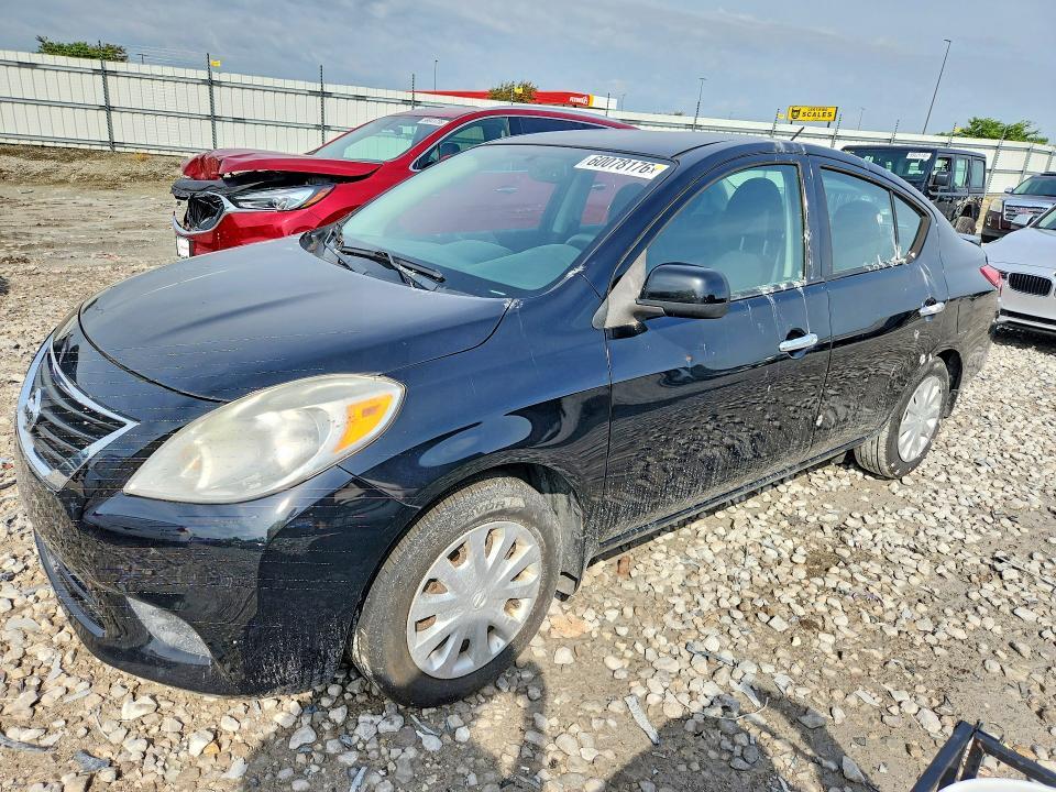 Nissan Versa