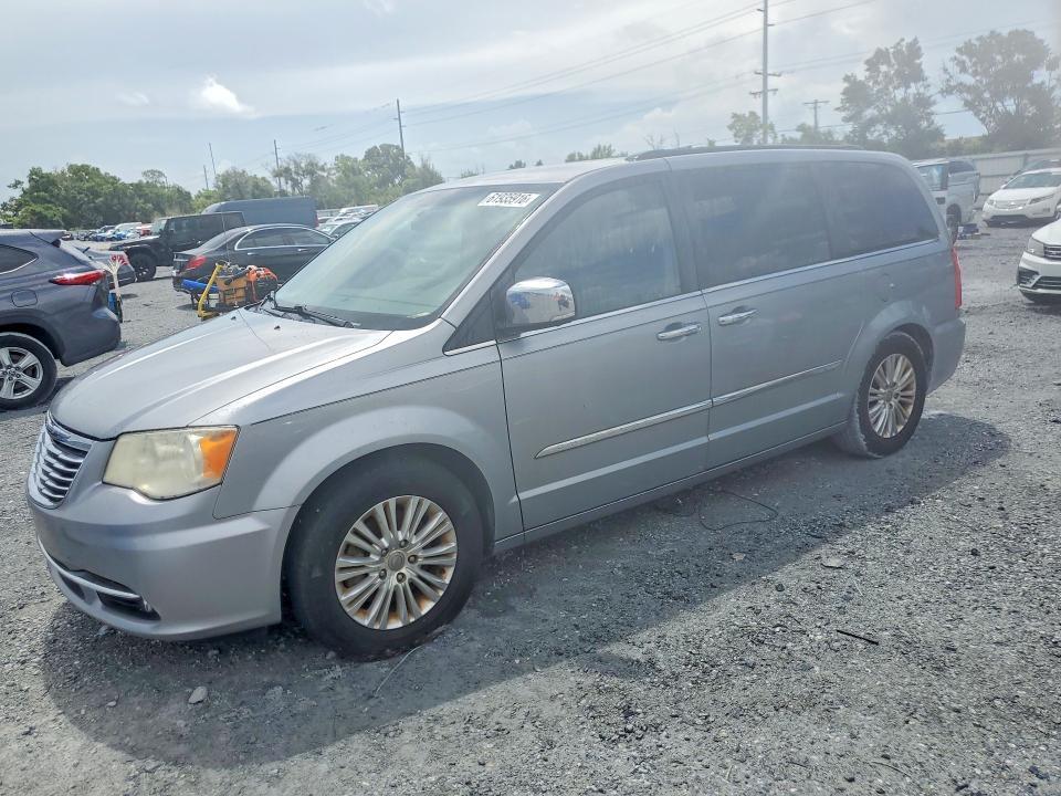 Chrysler Town Country