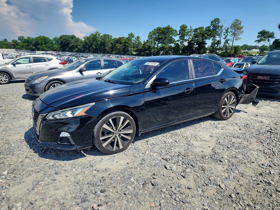 2020 Nissan Altima — фото 1