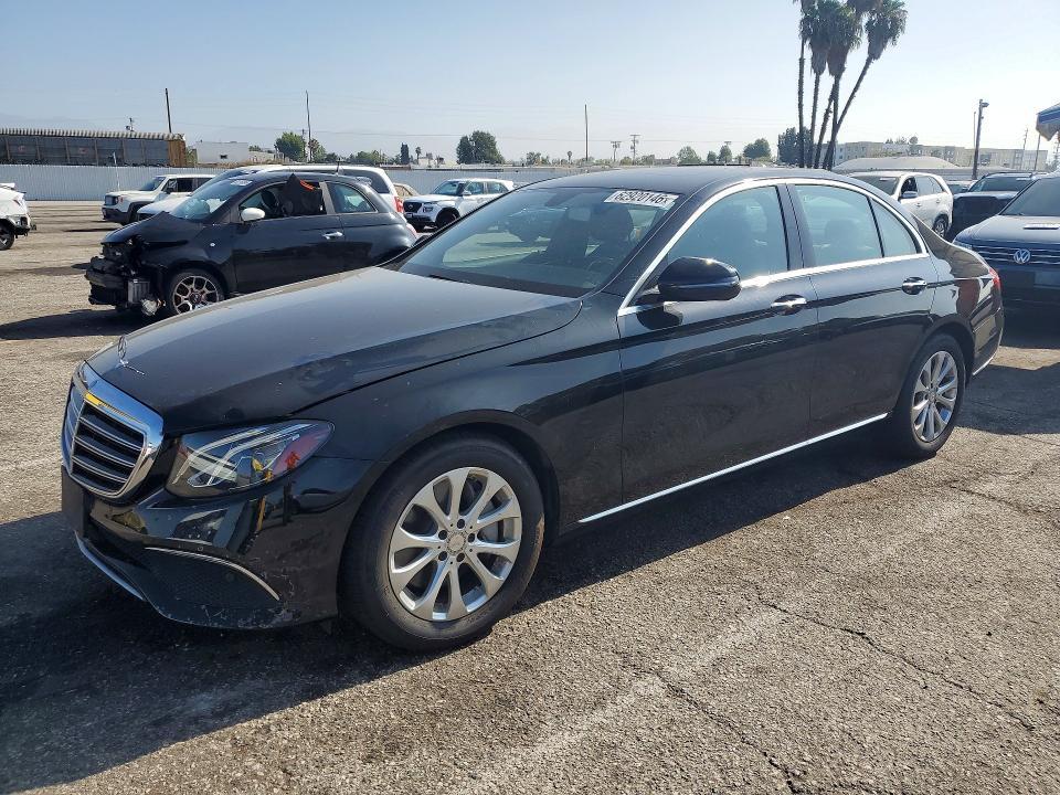 2017 Mercedes-Benz E — фото 1