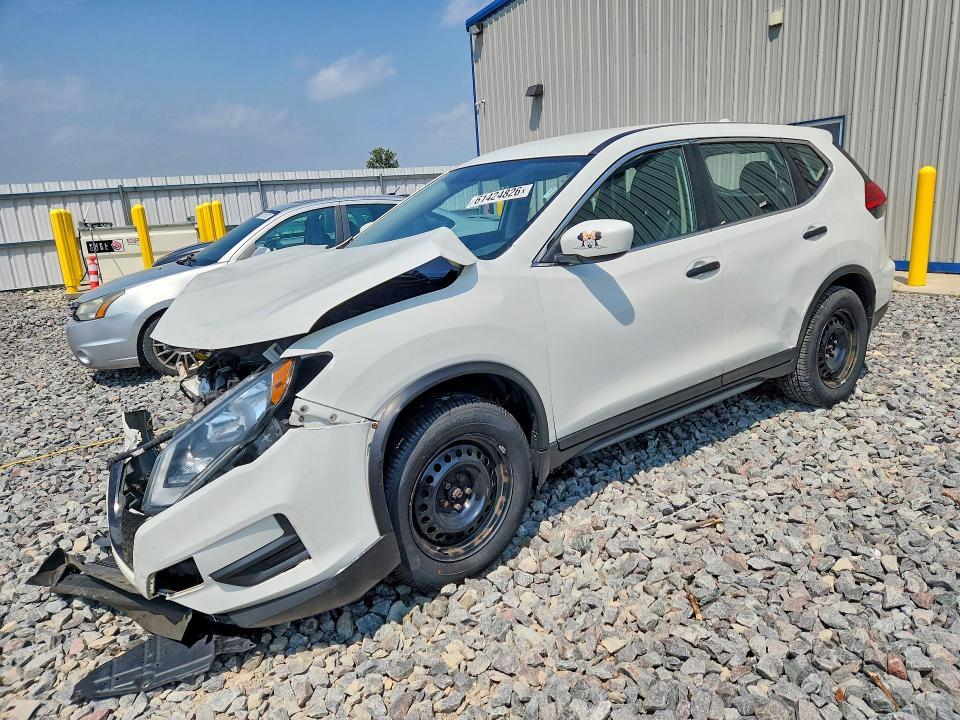 2017 Nissan Rogue — фото 1