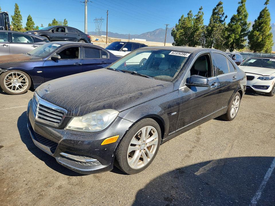 2012 Mercedes-Benz C — фото 1