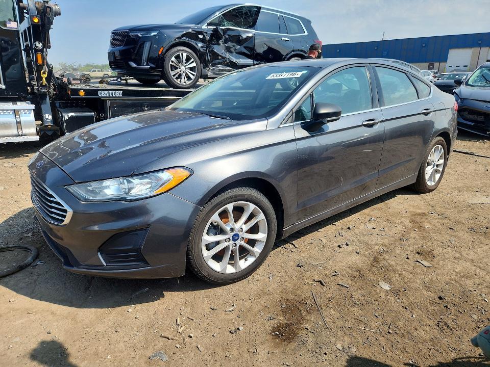 2020 Ford Fusion — фото 1