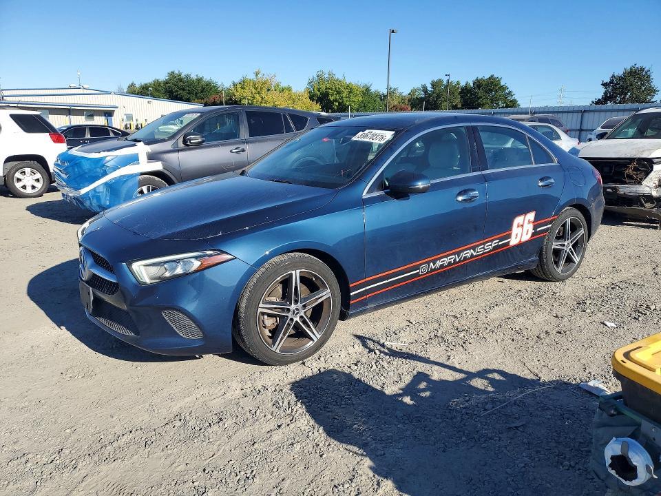 Mercedes-Benz A