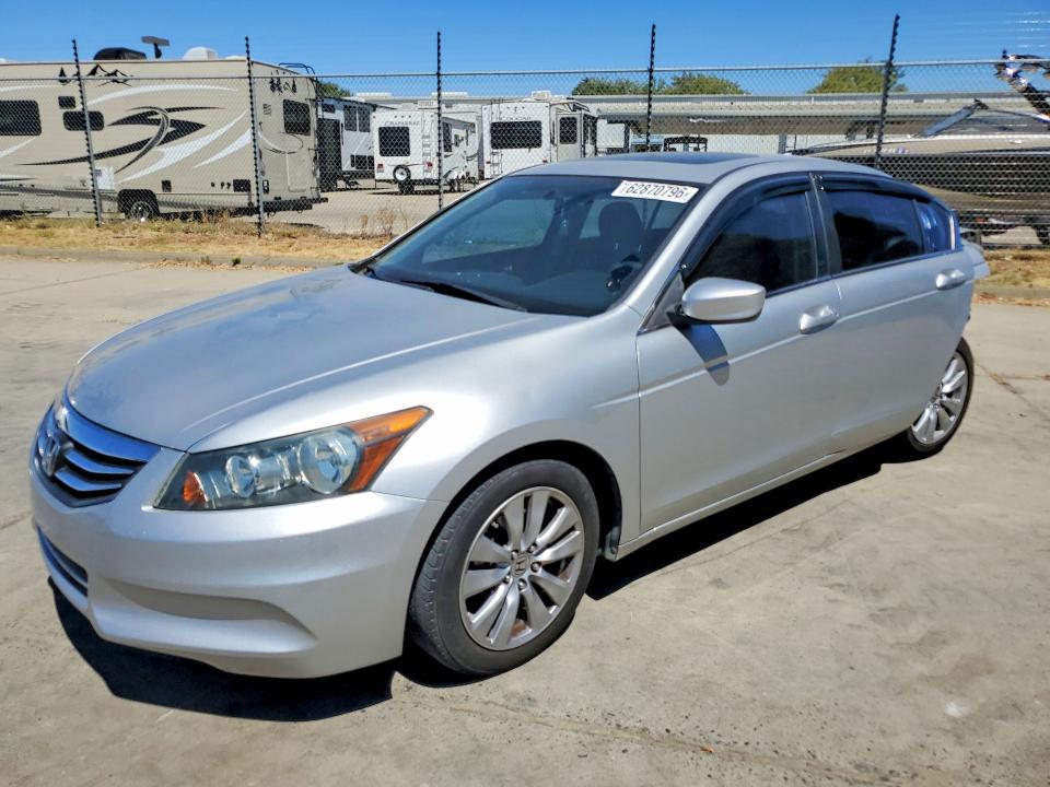 2011 Honda Accord — фото 1