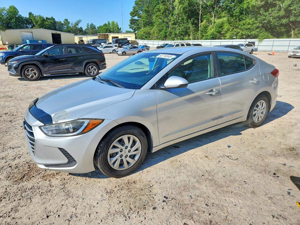2018 Hyundai Elantra — фото 1