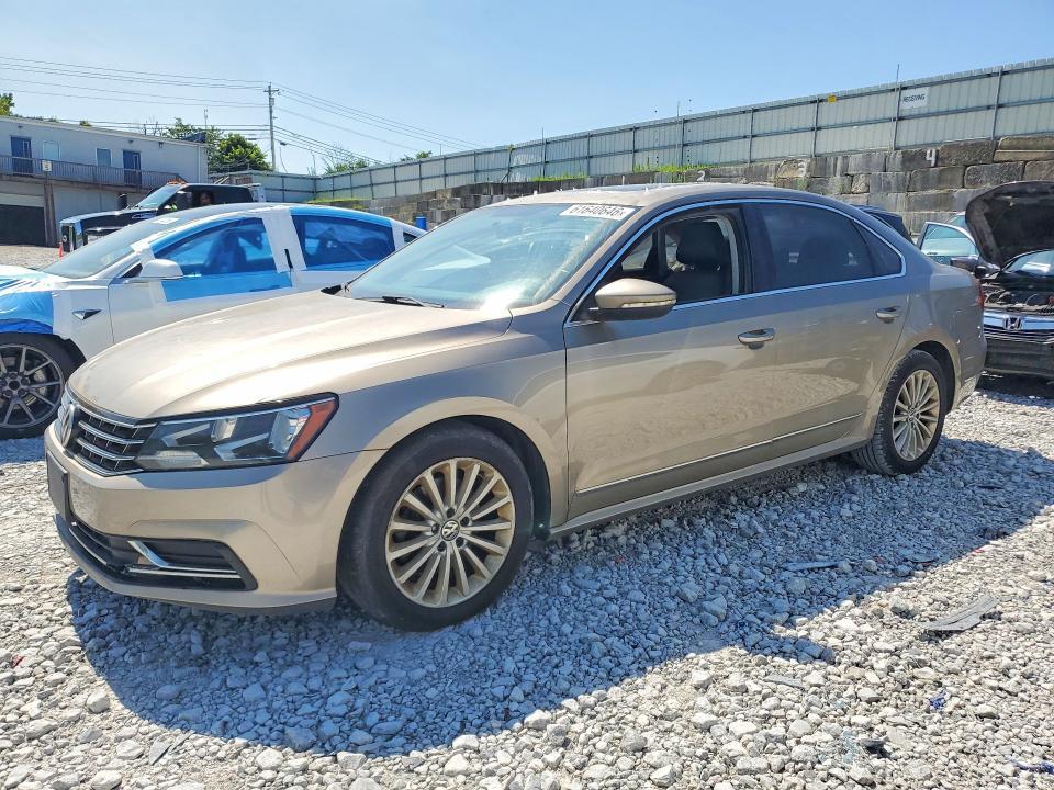 2016 Volkswagen Passat — фото 1
