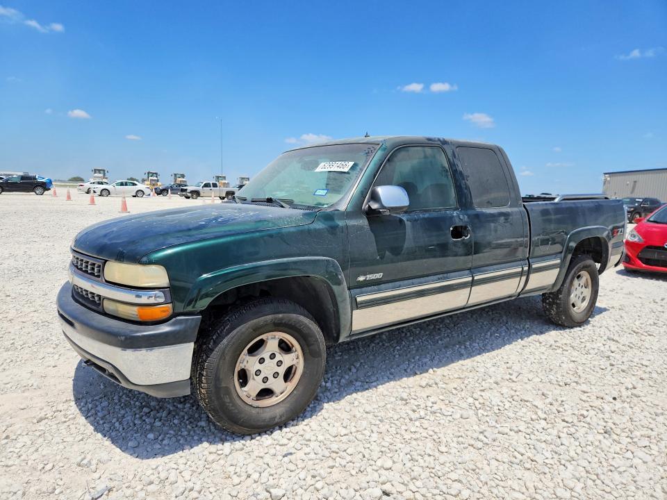 2002 Chevrolet Silverado — фото 1