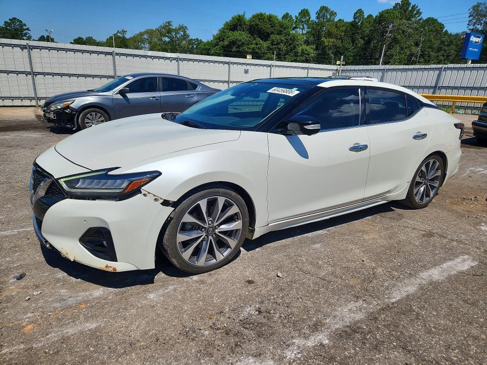 Nissan Maxima
