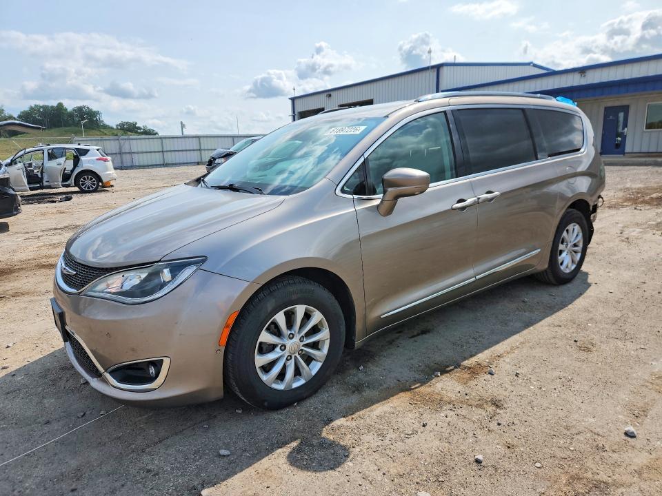 Chrysler Pacifica